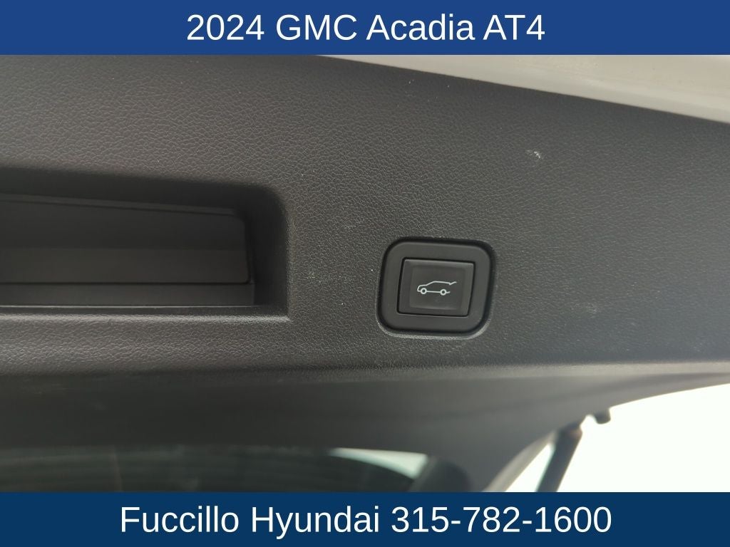 2024 GMC Acadia AT4