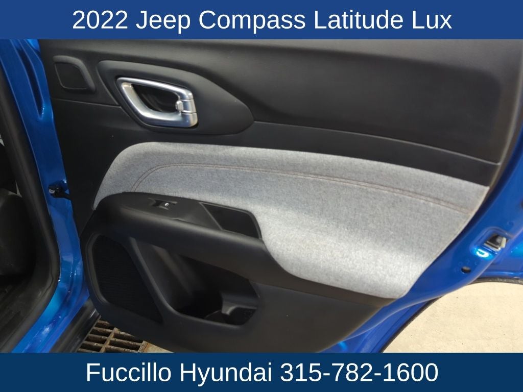 2022 Jeep Compass Latitude Lux