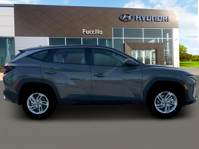 2026 Hyundai TUCSON SE AWD