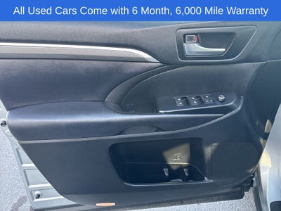 2019 Toyota Highlander SE