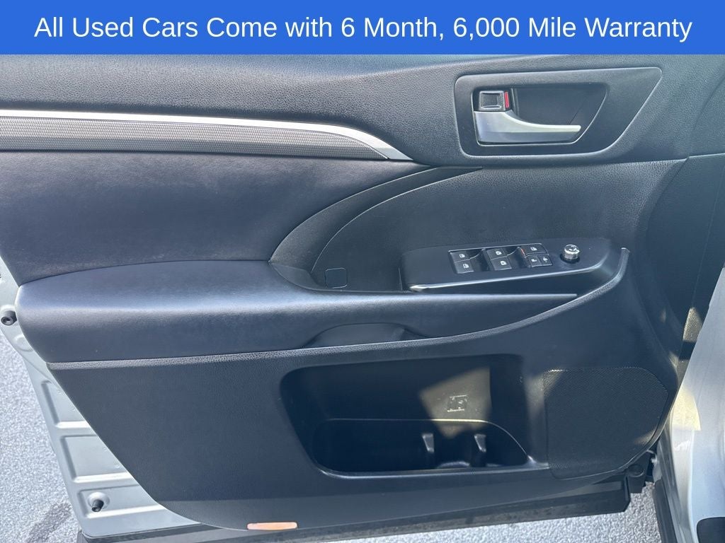 2019 Toyota Highlander SE