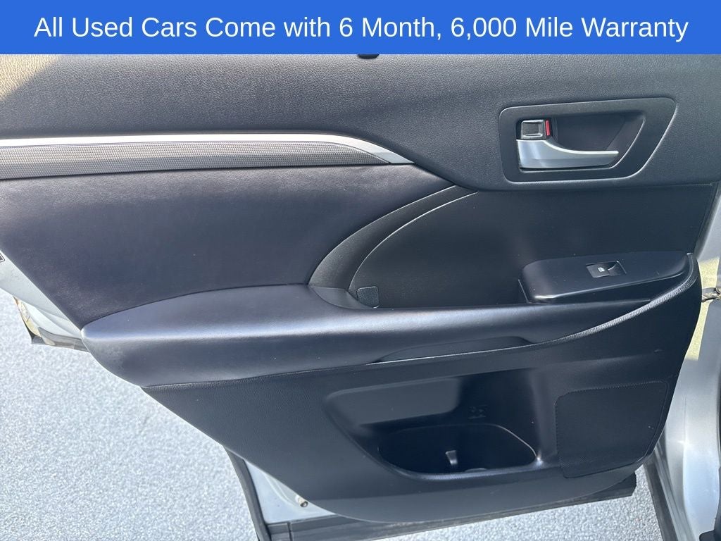 2019 Toyota Highlander SE