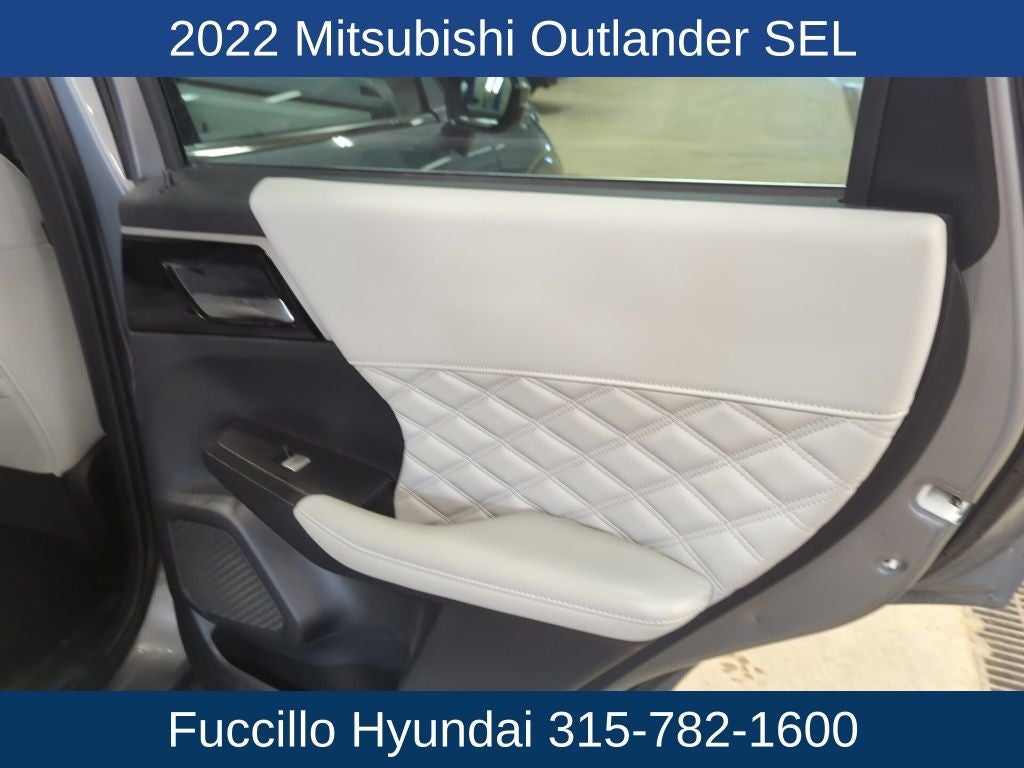 2022 Mitsubishi Outlander SEL