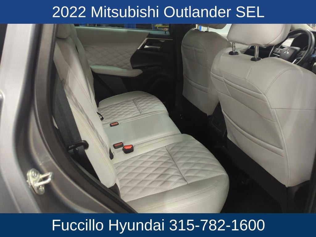 2022 Mitsubishi Outlander SEL