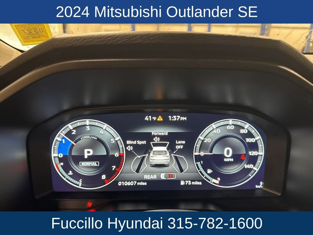 2024 Mitsubishi Outlander SE