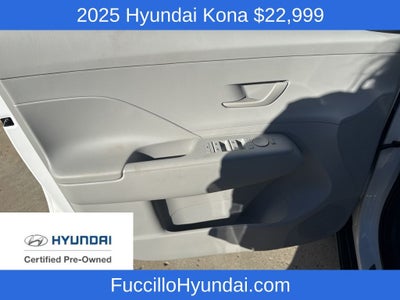 2025 Hyundai KONA SE
