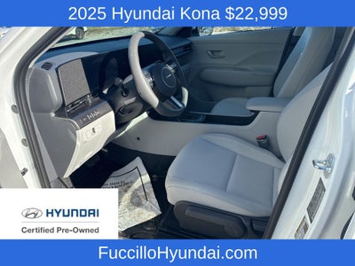2025 Hyundai KONA SE