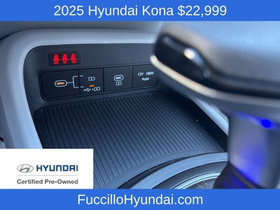 2025 Hyundai KONA SE