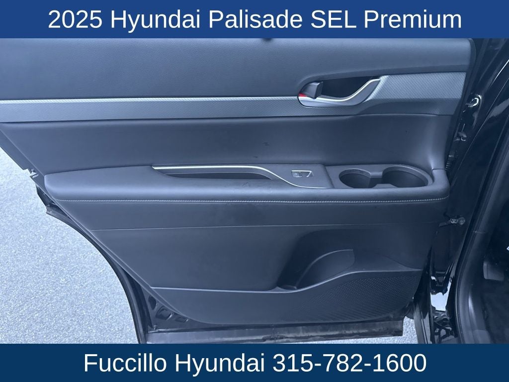 2025 Hyundai PALISADE SEL Premium