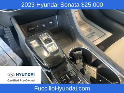 2023 Hyundai SONATA HYBRID Limited