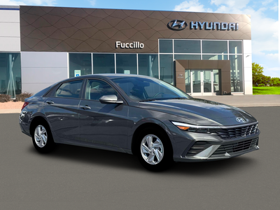 2026 Hyundai ELANTRA SE