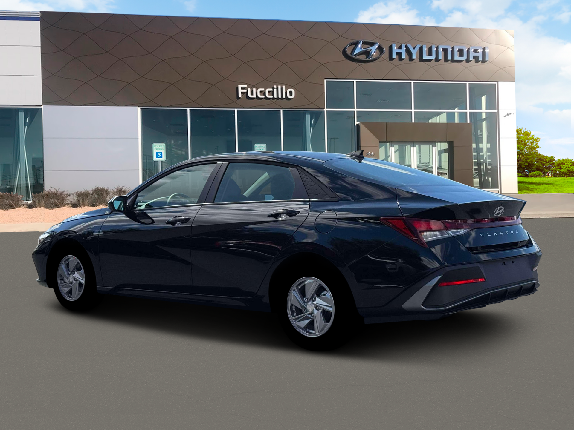 2026 Hyundai ELANTRA SE