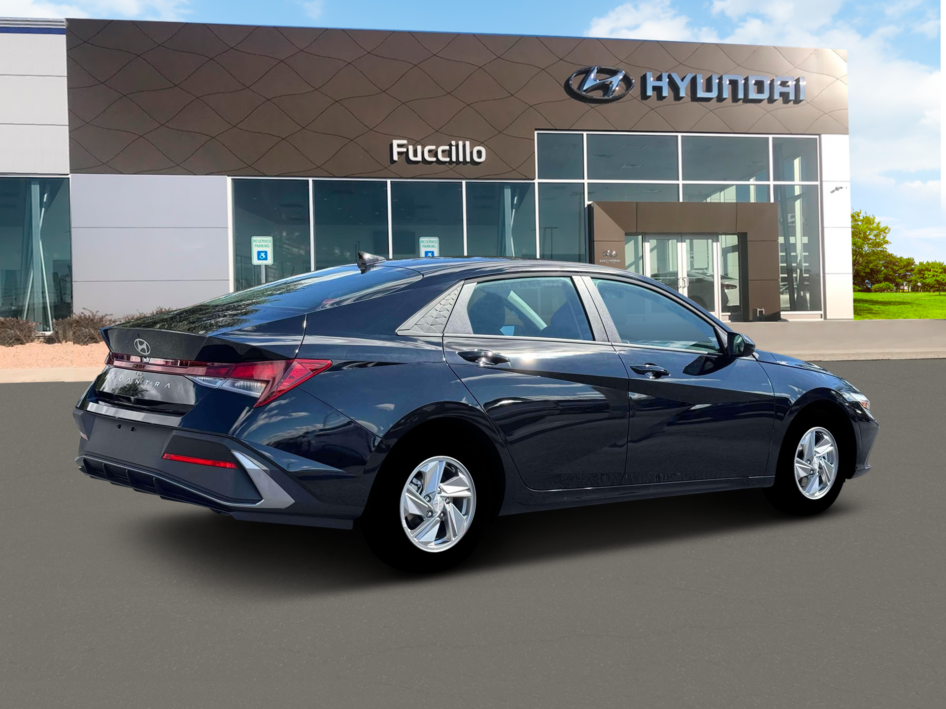 2026 Hyundai ELANTRA SE