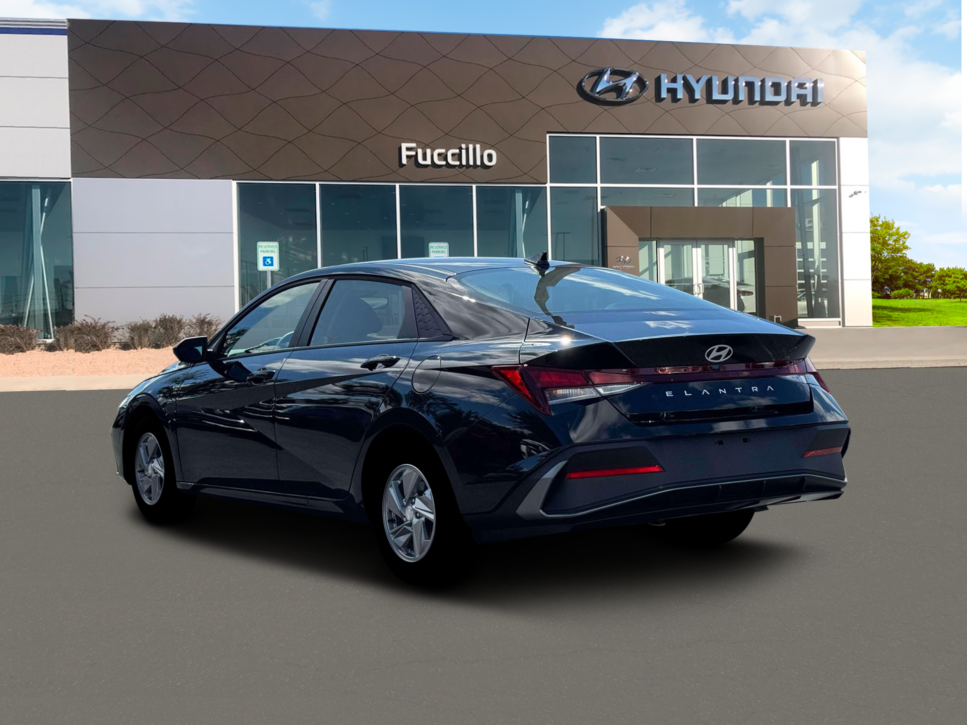 2026 Hyundai ELANTRA SE