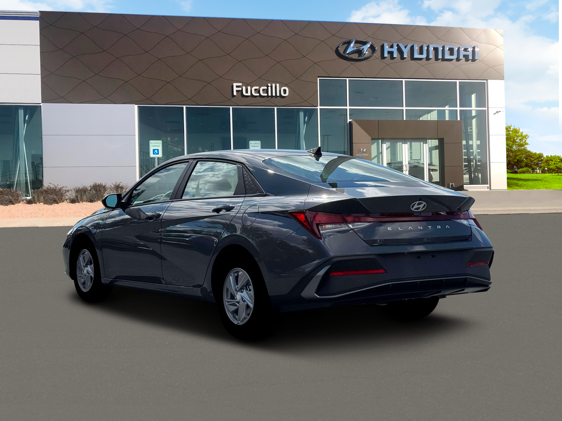 2026 Hyundai ELANTRA SE
