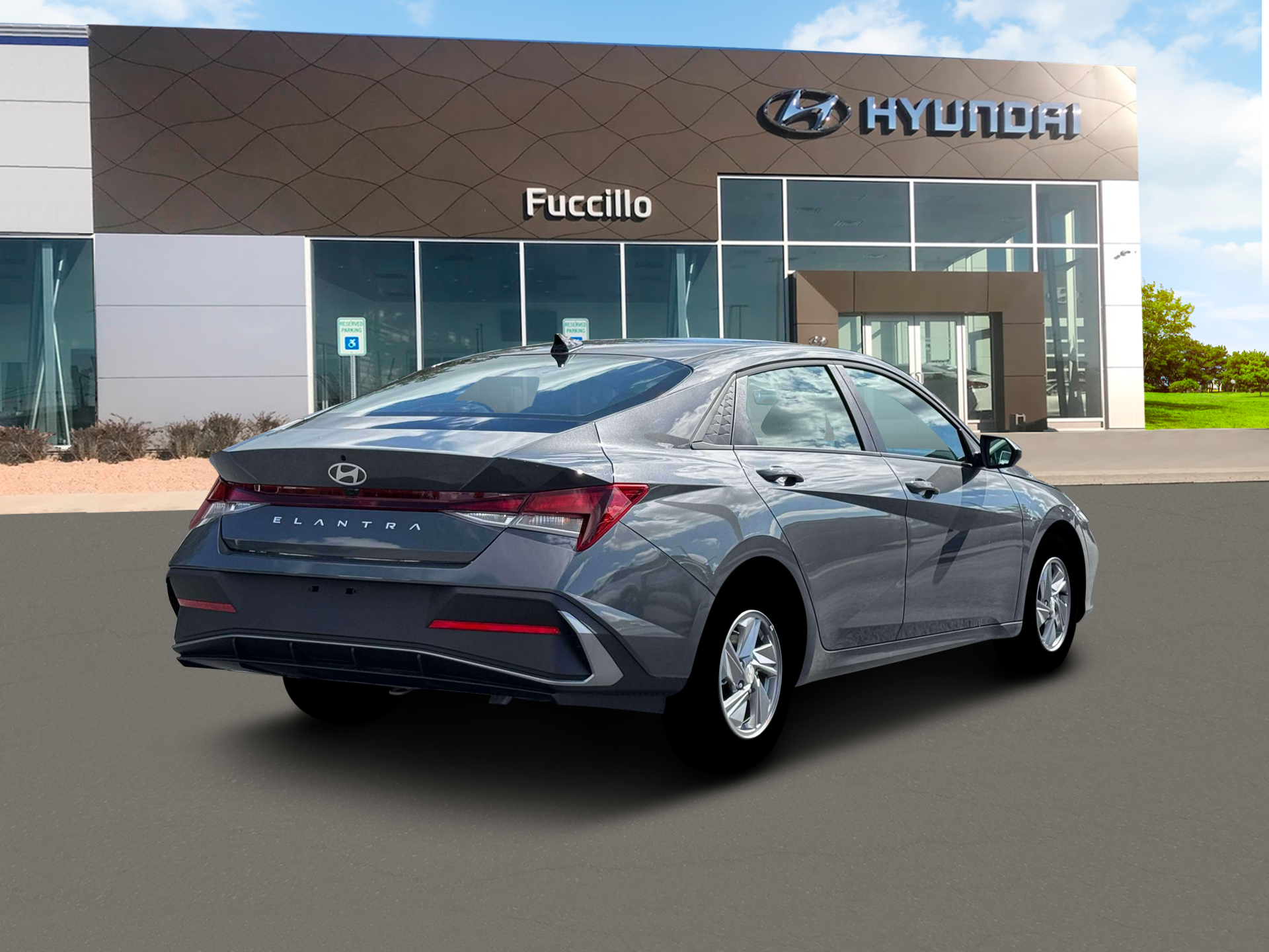 2026 Hyundai ELANTRA SE