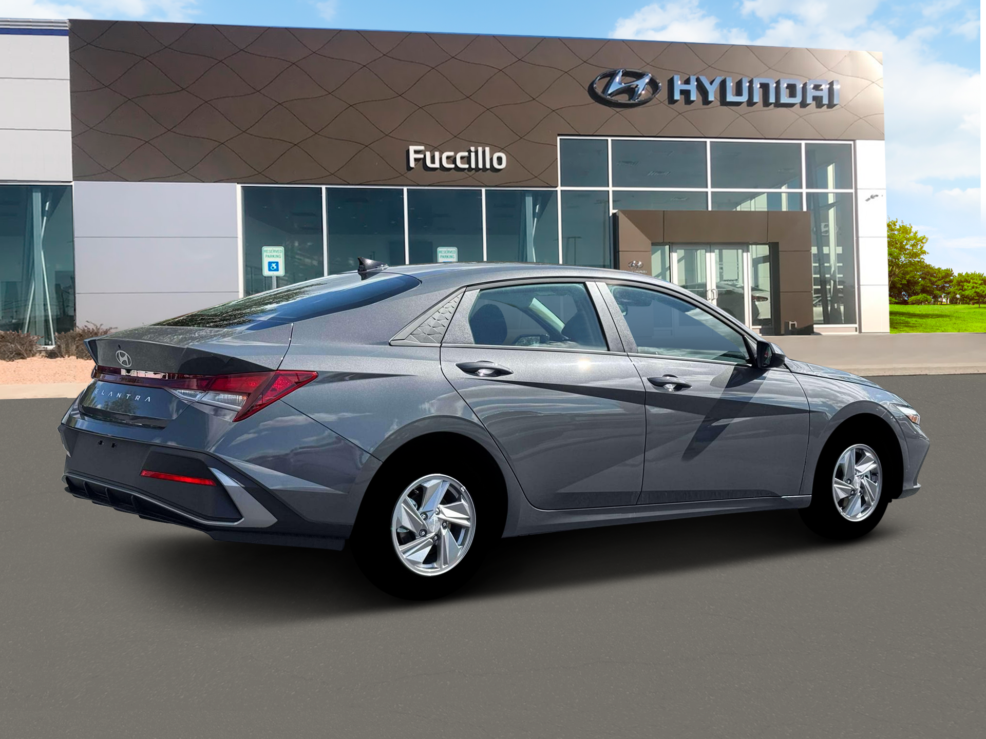 2026 Hyundai ELANTRA SE