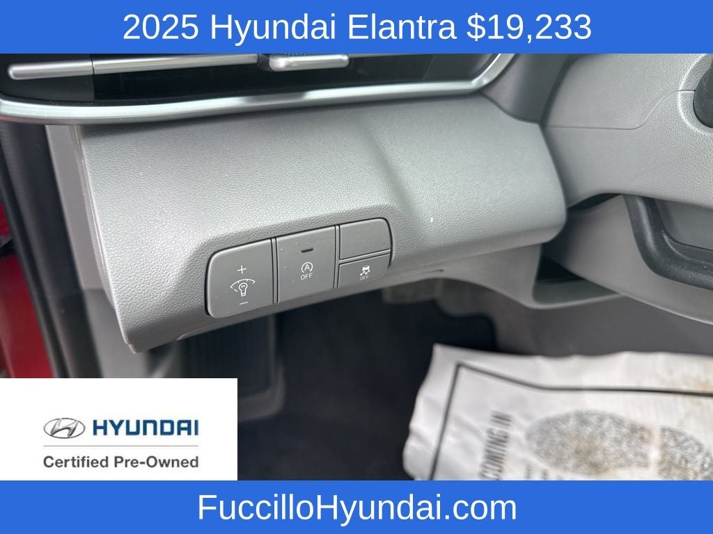 2025 Hyundai ELANTRA SE