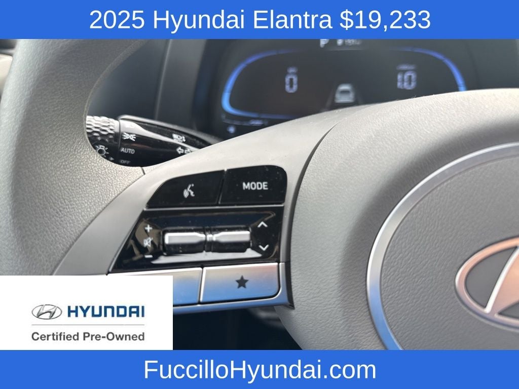 2025 Hyundai ELANTRA SE