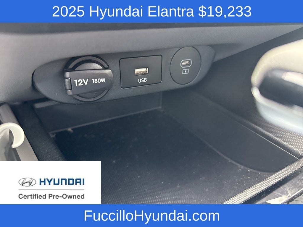 2025 Hyundai ELANTRA SE