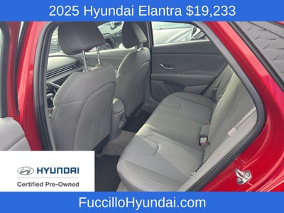 2025 Hyundai ELANTRA SE