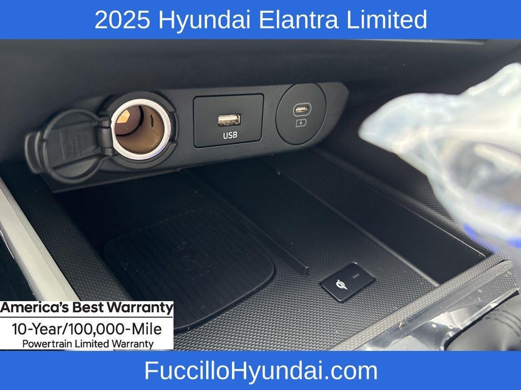 2025 Hyundai ELANTRA Limited