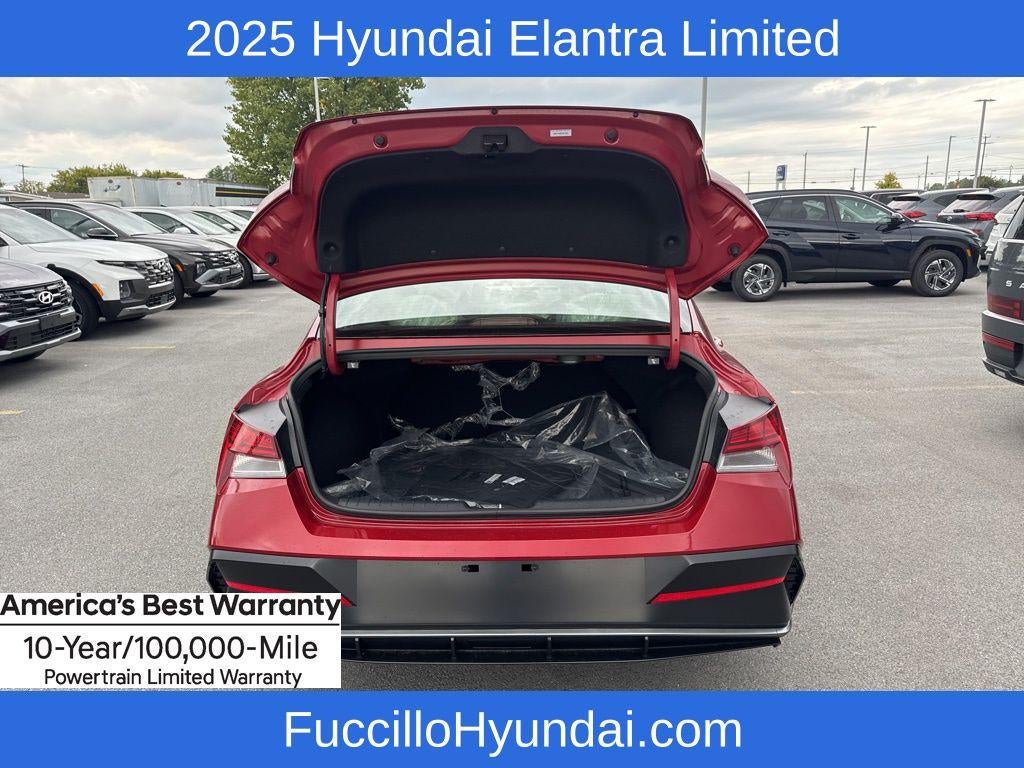 2025 Hyundai ELANTRA Limited