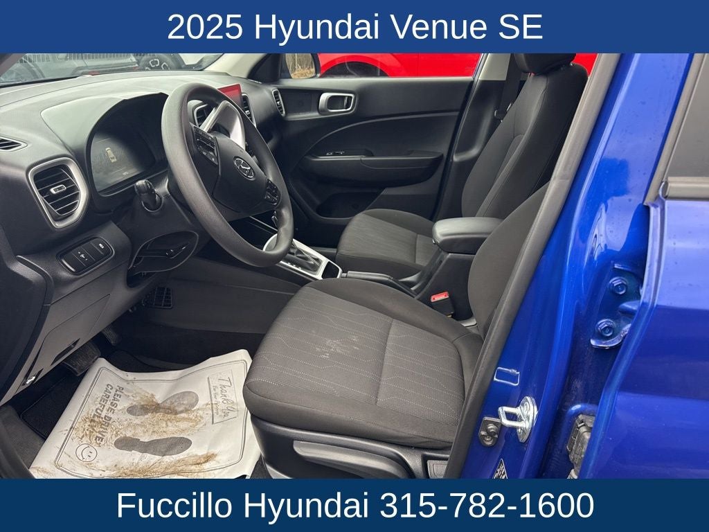 2025 Hyundai VENUE SE