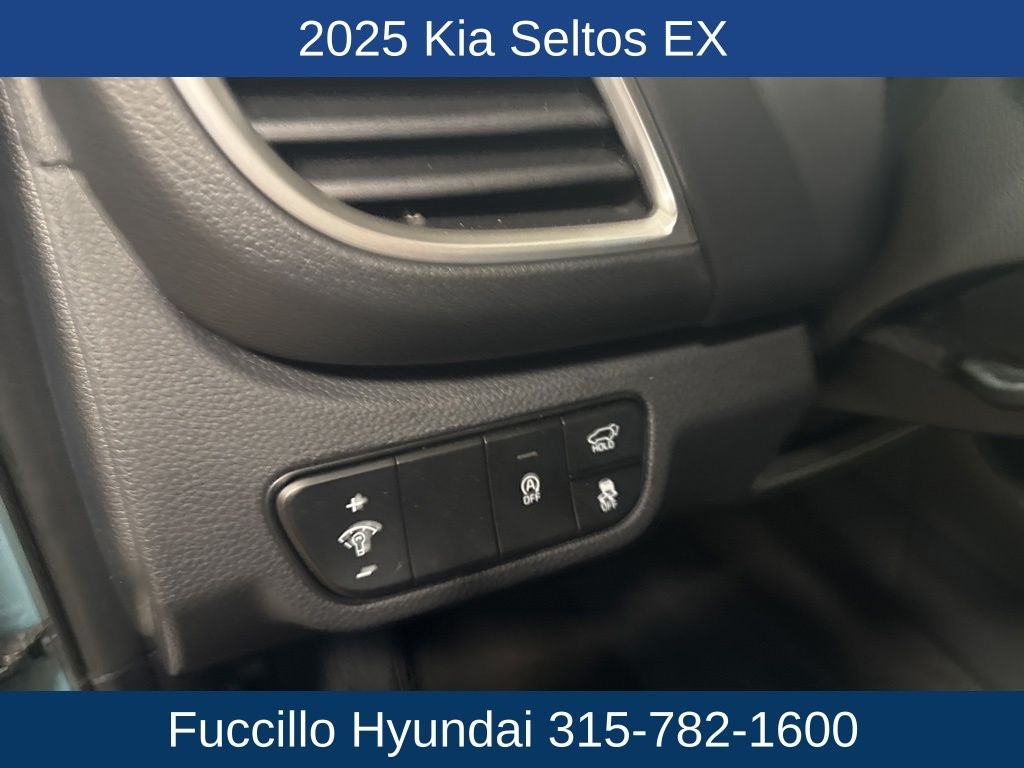 2025 Kia Seltos EX